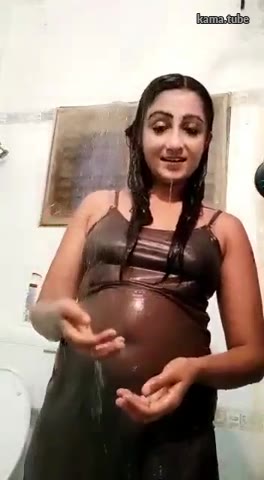 Sexy teen strips and shows off body while bathing